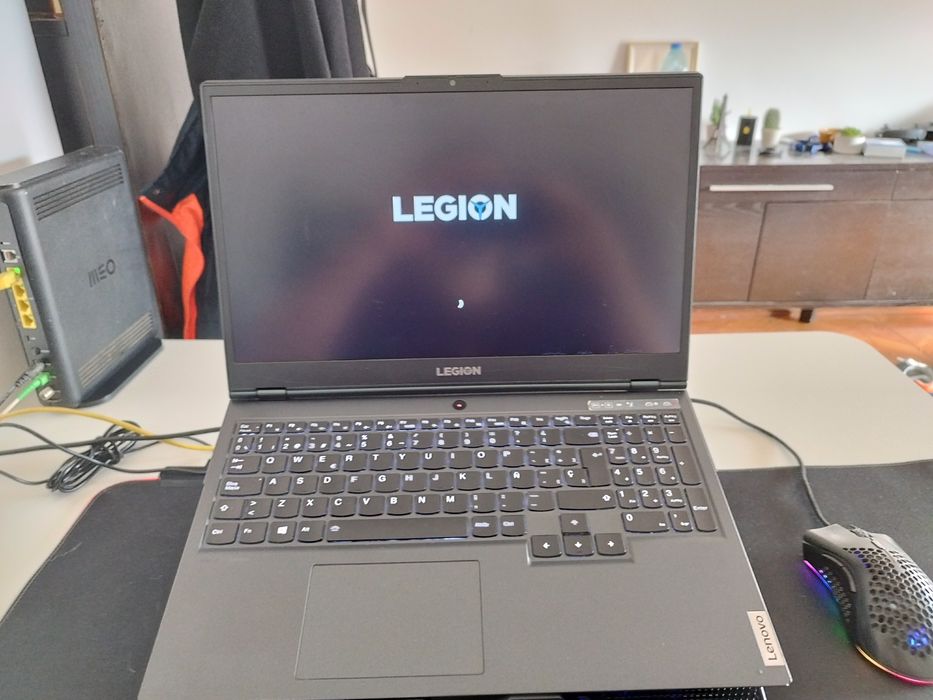 Notebook Legion 5-15ARH05H