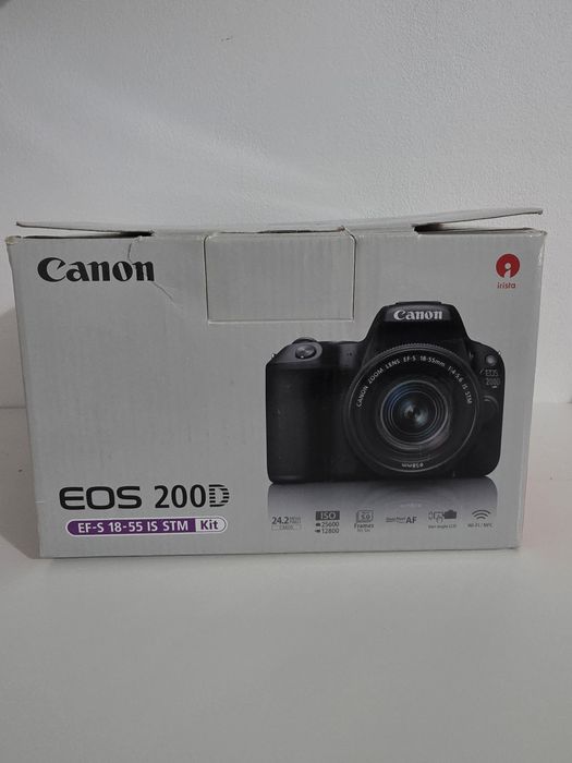 EOS 2000D + Canon EF-S 18-55mm