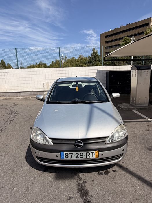 Opel Corsa 1.0 | 5 Portas | 174.567 km | Económico  Preço  negociável.