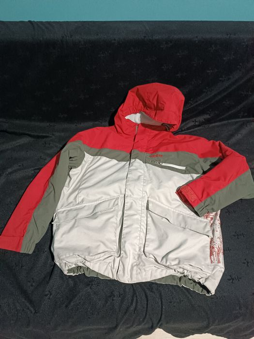 Kurtka Decathlon rozmiar 134-145