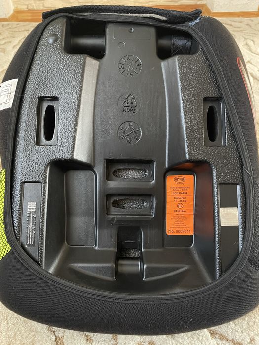 Автокрісло, бустер SafeUp AERO L, Heyner, 15-36kg, 4-12 років, Чорний