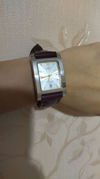 Casio Bem 100 наручний годинник часы