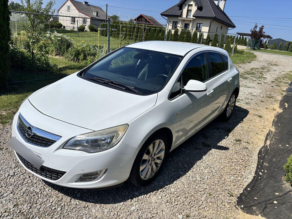 Opel Astra 1.7 CDTI DPF Cosmo