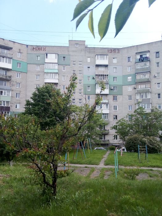 Продам двухкомнатную квартиру переулок Нагорный3  район Площади