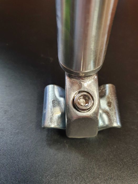Nowa sztyca aluminiowa podsiodłowa; 30,2; 250mm.