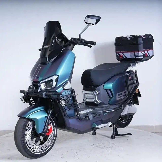 Магазин електроскутерів Corso Yadea Tailg електроскутер,электроскутер