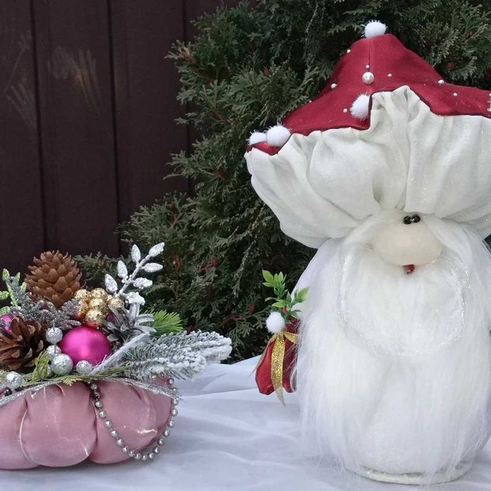 Новорічні гноми ручної роботи