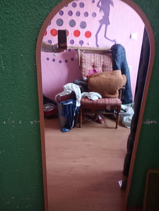 Duże lustro ścienne