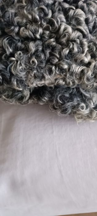 Шуба із каракуля, виробник Україна . Звертайтесь за деталями