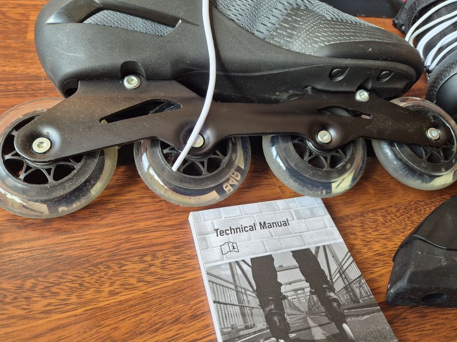 Rollerblade Spark 84 rozm. 44,5 / 29cm jak nowe