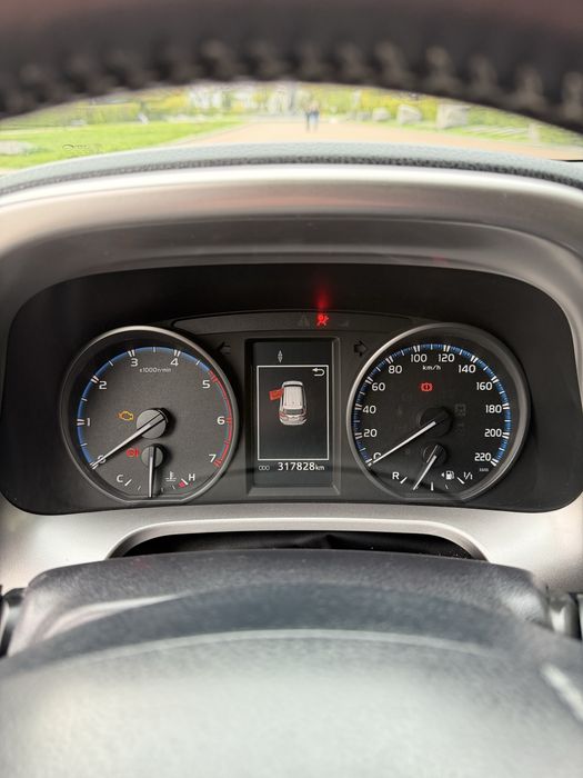 Продаж Toyota RAV4 2016 2.2 diesel механіка