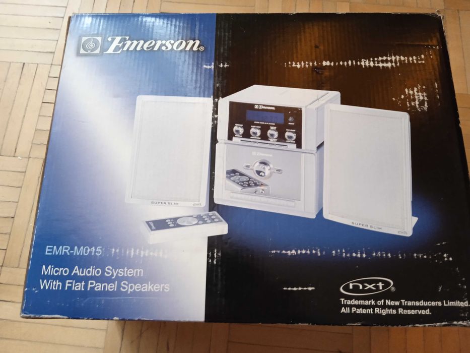mikro audio system Emerson  do słuchania muzyki z  dwoma  głośniki