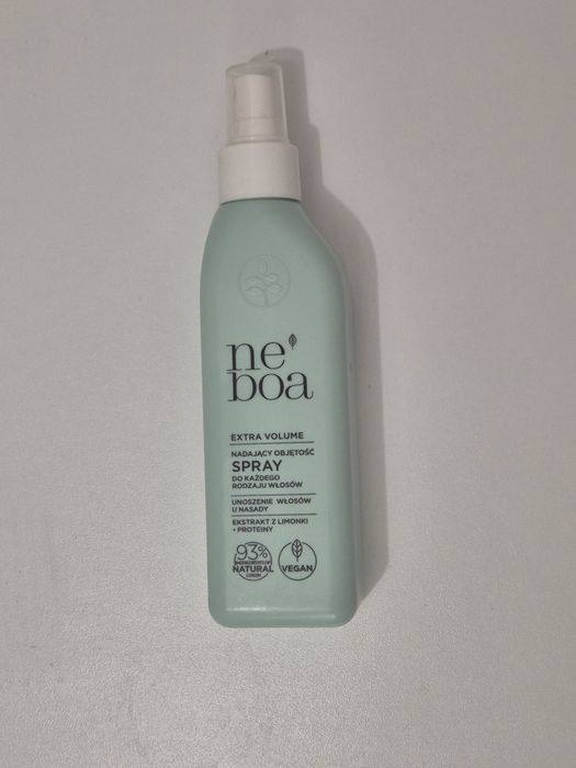Neboa spray nadający objętości