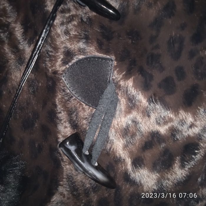 Хутряна курточка.