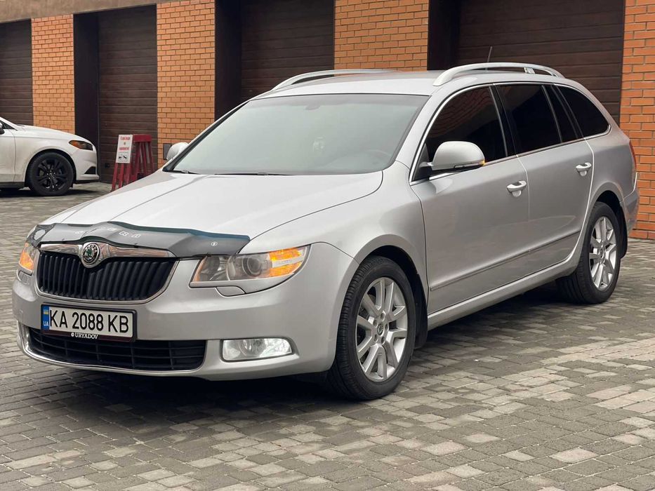 Продам Шкоду Суперб 2.0 дизель Автомат