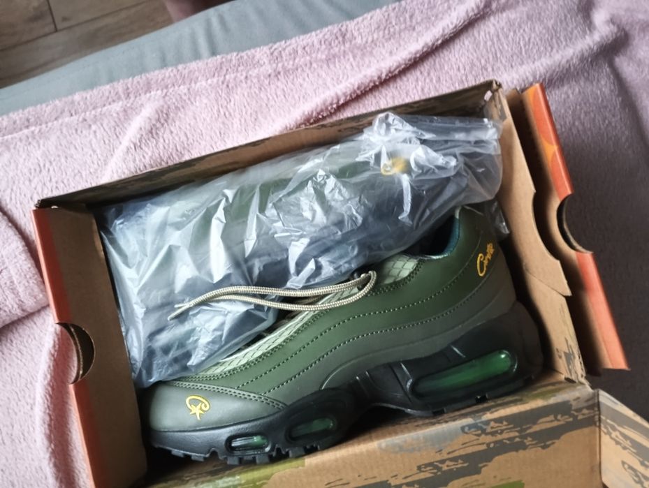 Sprzedam buty Nike nowe.