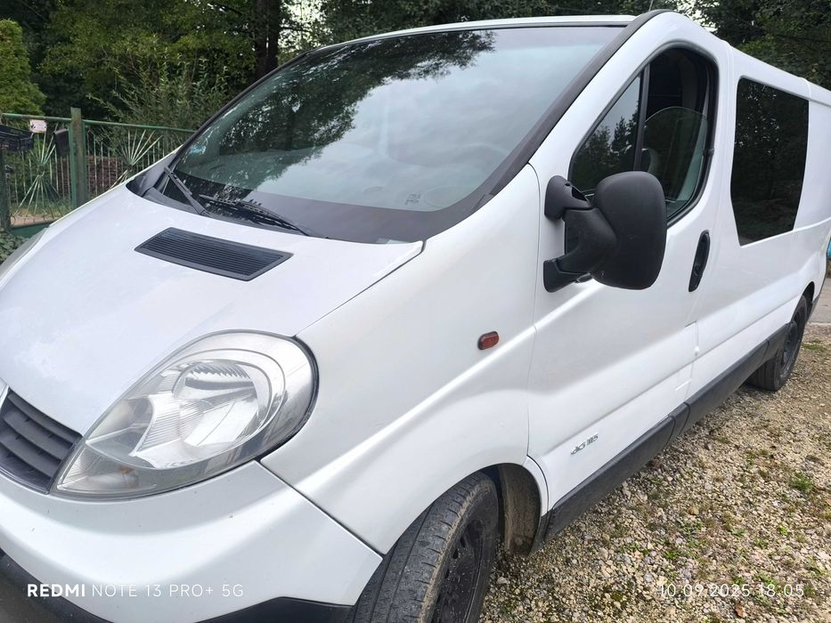 Renault Trafic 2l klima salon pl brygadówka 6 osób