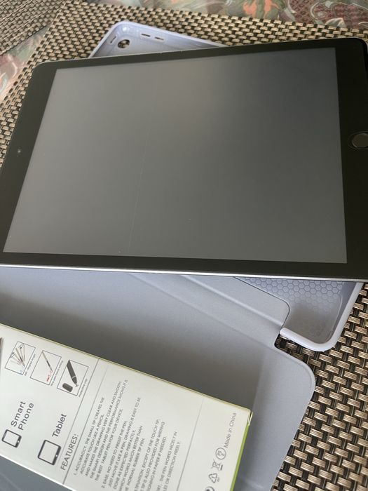 Ipad 7 (2019) 128 Гб 10,2. wifi АКБ 99% Повний комплект