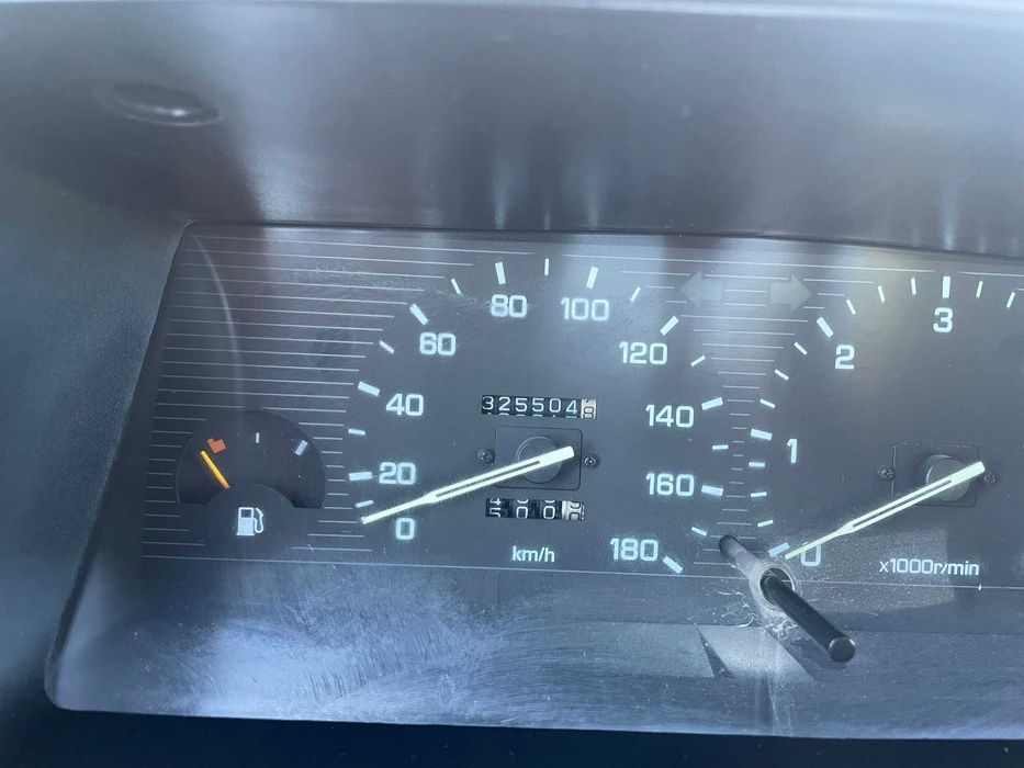 Mitsubishi L200 4x4 — Pick-up