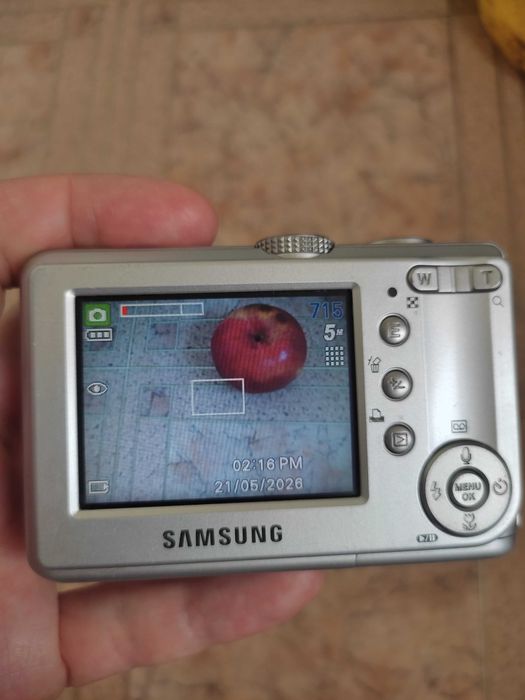 Цифровой фотоаппарат Самсунг