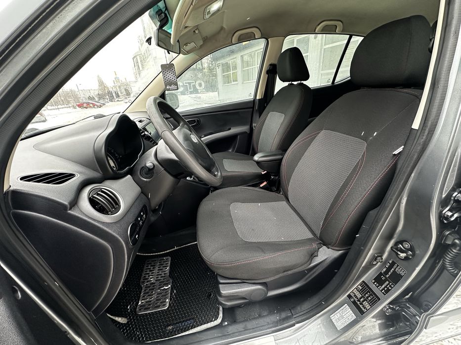 Hyundai і10 Офіційна