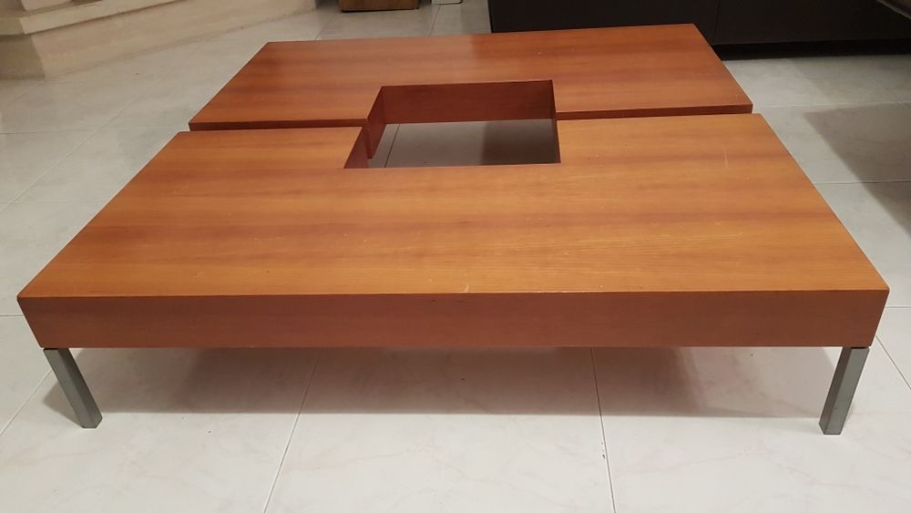 Mesa de centro composta por 2 peças