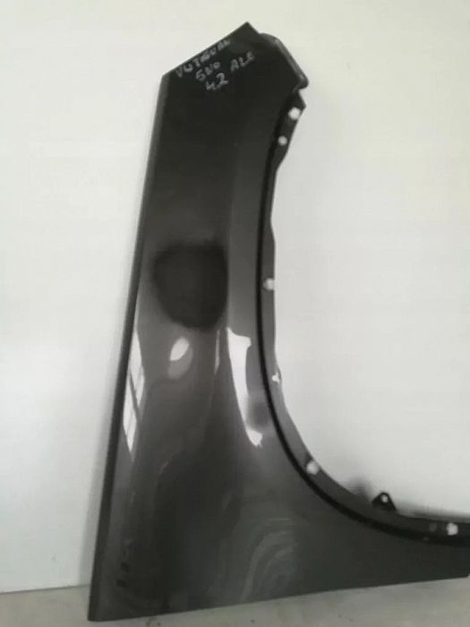 Błotnik prawy przedni Vw Tiguan 5n0