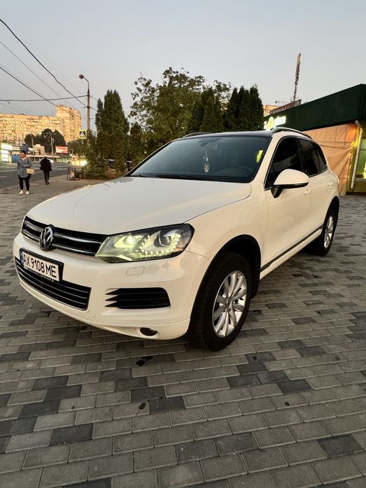 Volkswagen Touareg 2011 г