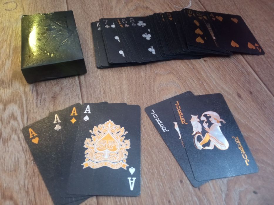 Сувенірні чорні покерні карти 54 штуки