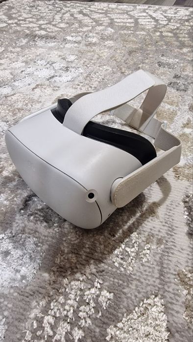 VR-окуляри Meta Quest 2 (128 GB)