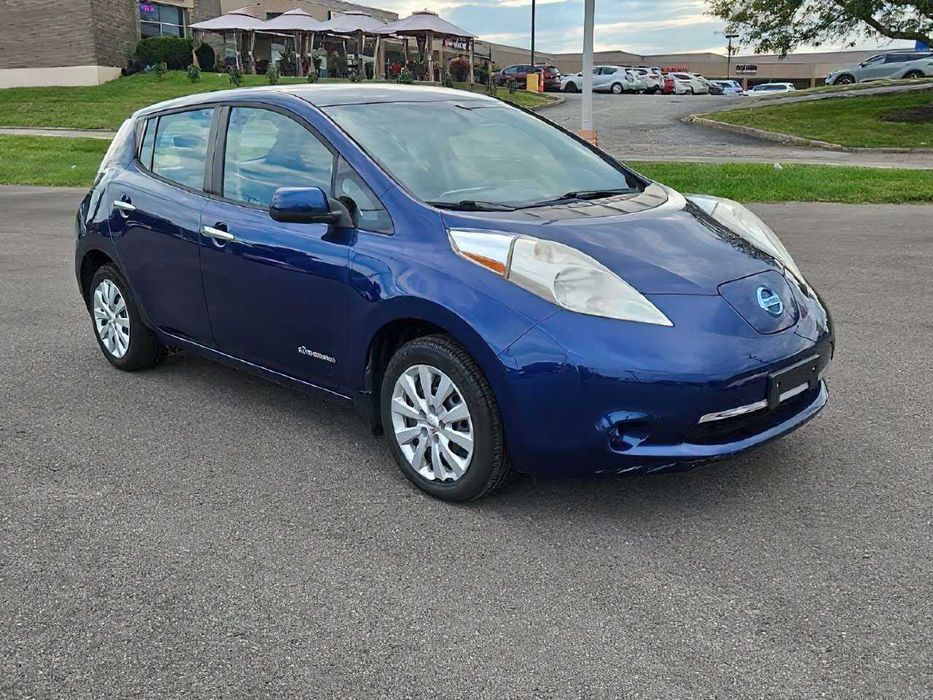 Nissan LEAF S      2016