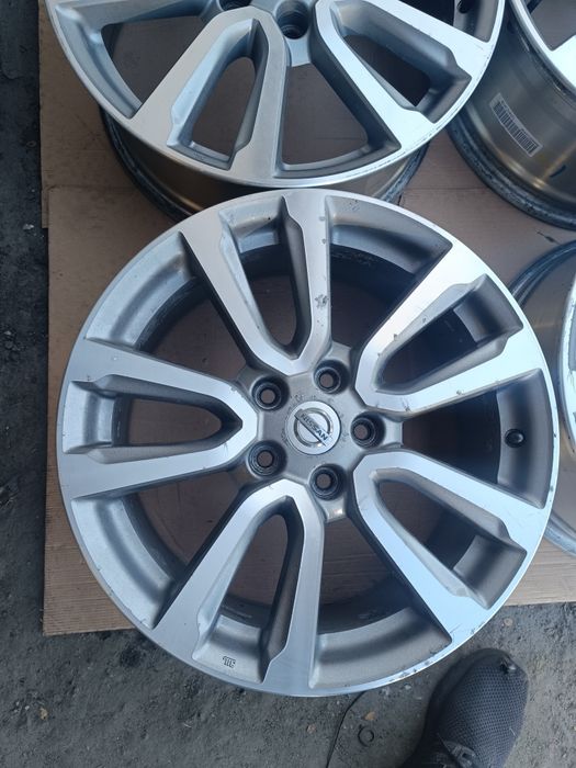 Диски Nissan R18 5*114.3 ( продаж по штучно)