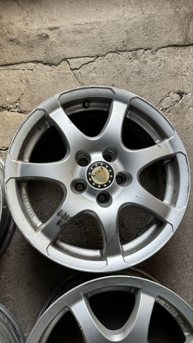 Диски r15 5/100.