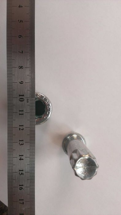 Ключ TORX звездочка Bimecc 10.9 для колесных гаек Ключ 10 зубцов