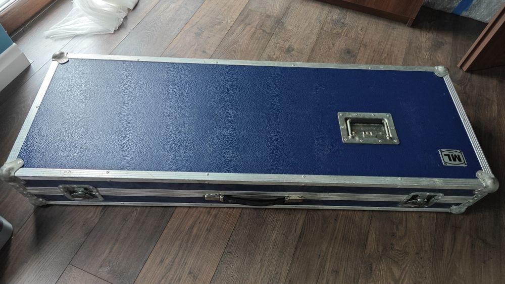 Yamaha 9000 Pro + PLG 150-AN + ML case