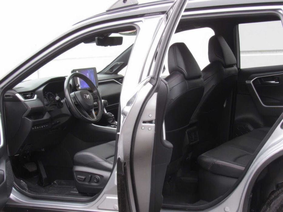 Toyota RAV4 Prime XSE      2024