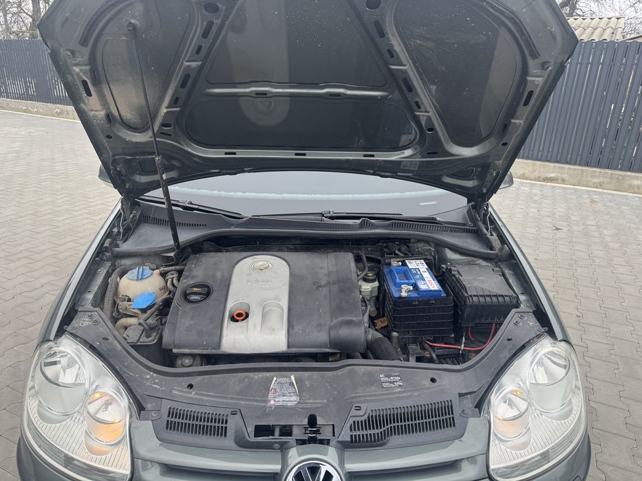 Продам volkswagen golf 5