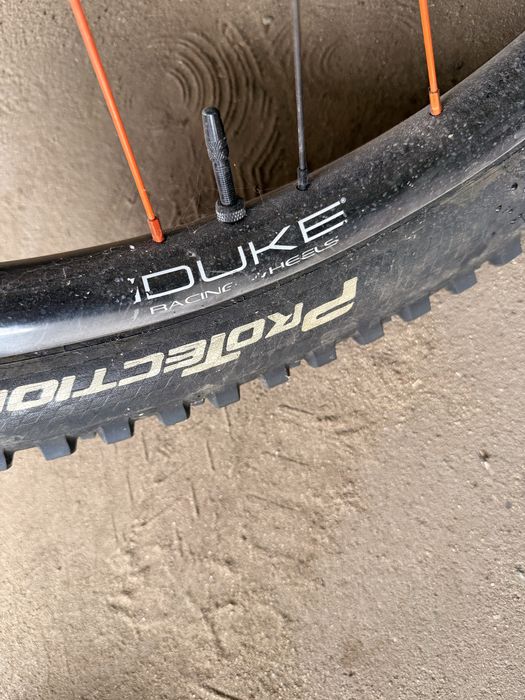 PROMOCJA. Koła industry nine hydra carbon 157x12 20x110 29