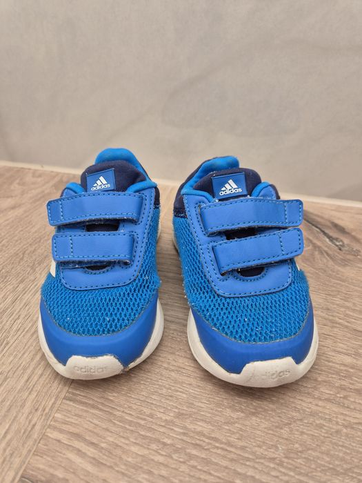 Buty adidas r 23
