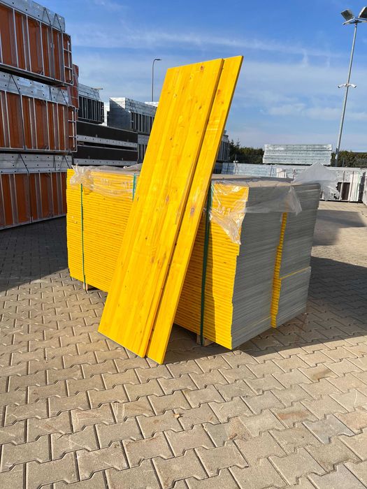 Świerkowa płyta szalunkowa okuta warstowa 2x0,5 premium