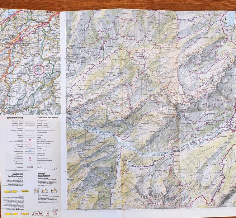Карти доріг та пішохідних маршрутів Швейцарії