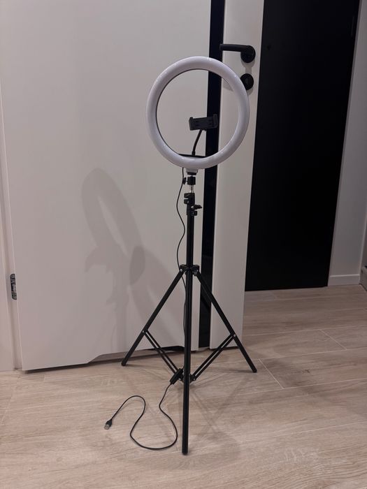 statyw potrójny z lampą okrągłą nowy