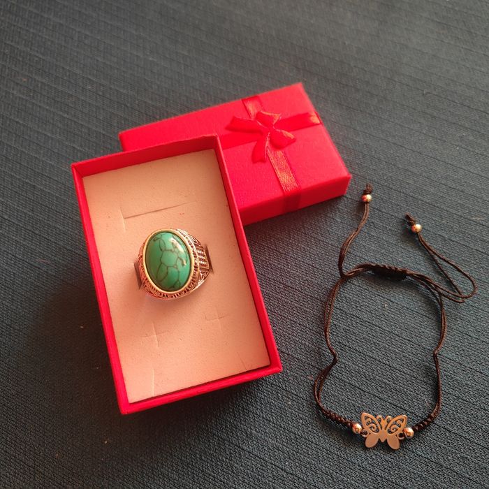 NOWY Piękny pierścionek z bransoletką.