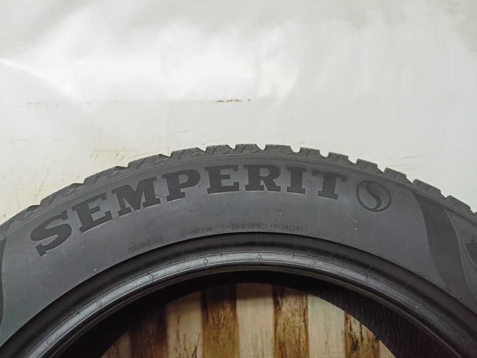 Semperit Speed-Grip 5 225/55/17 21r. 101V 7,5mm (4579)