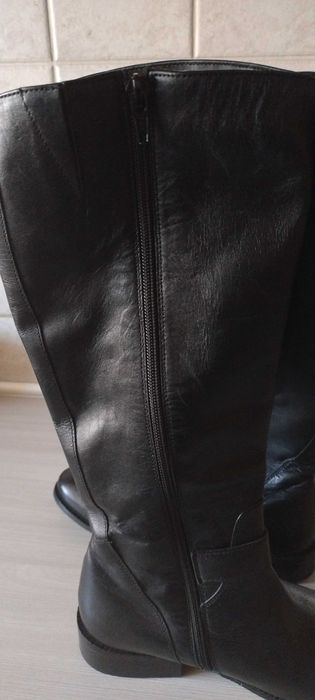 Buty damskie długie z naturalnej skóry .