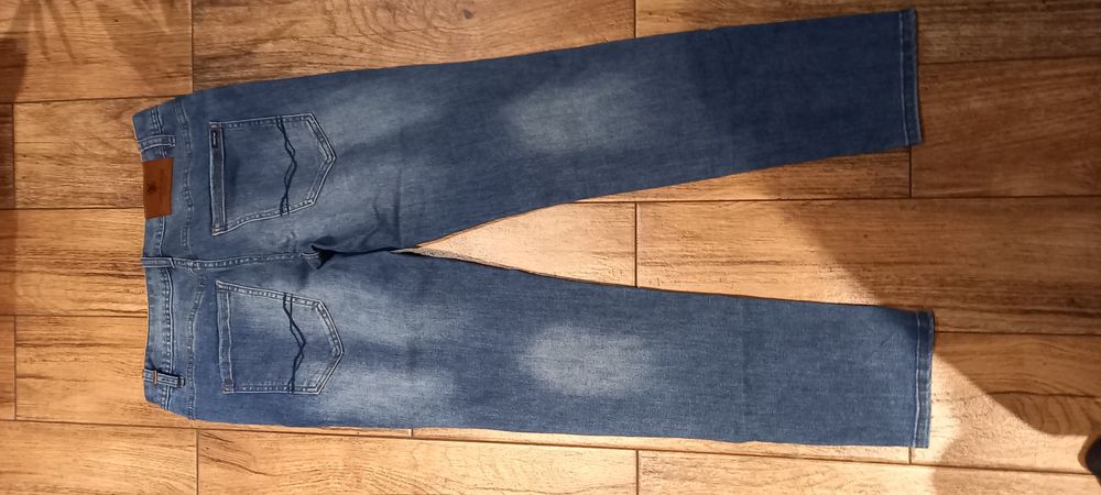 Spodnie jeans Diverse dla chłopca rozmiar w30 l32.