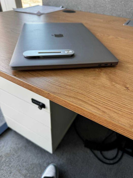 Apple MacBook Pro 16" 2019 I Touch Bar I 16 GB I 1 TB