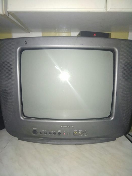 Телевизор Daewoo .