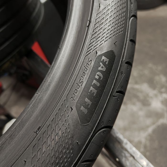 225/40/19 XL Sprzedam parę opon letnich Goodyear