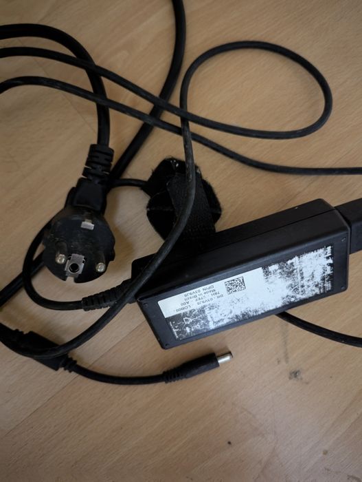 Dell Inspiron 15-7560 P61F001